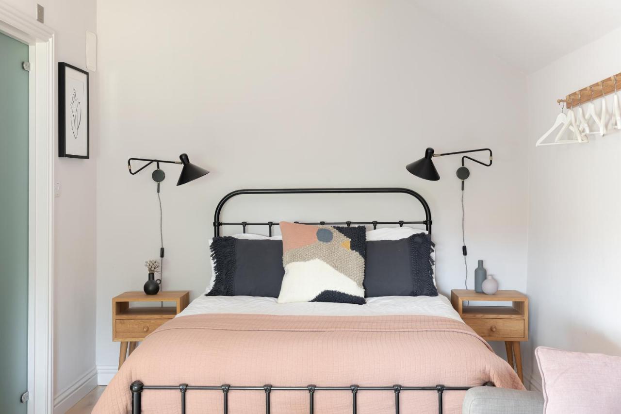 The Hayloft By Black Door Stays Bath Kültér fotó